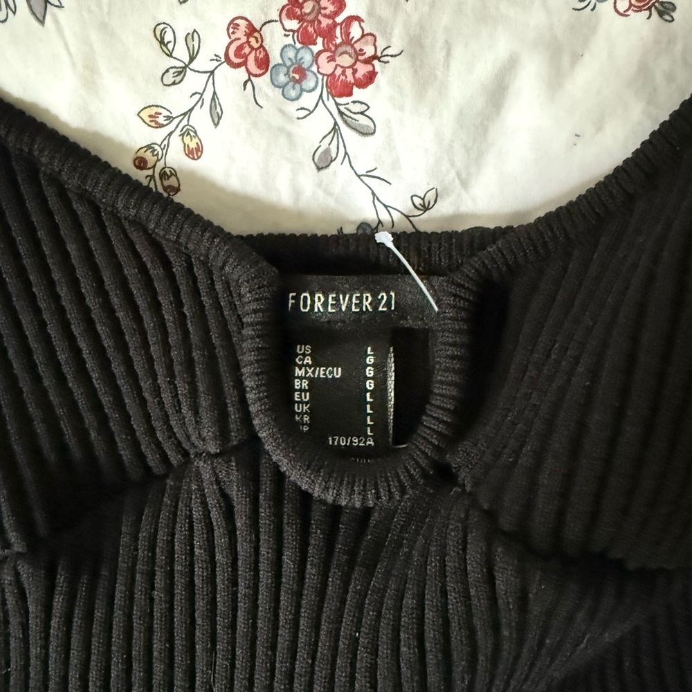 Forever 21 Off-the-Shoulder Black Sweater
